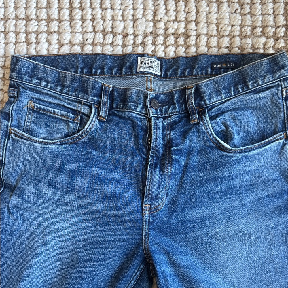 Faherty Men's Classic Indigo Bootcut Jeans Size W 35 x L 32